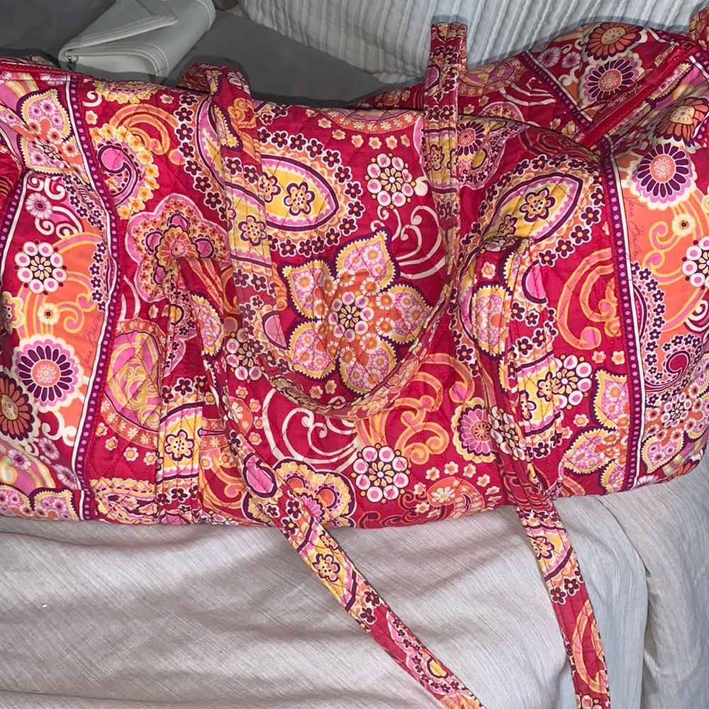 Used once. Very Bradley weekender tote bag